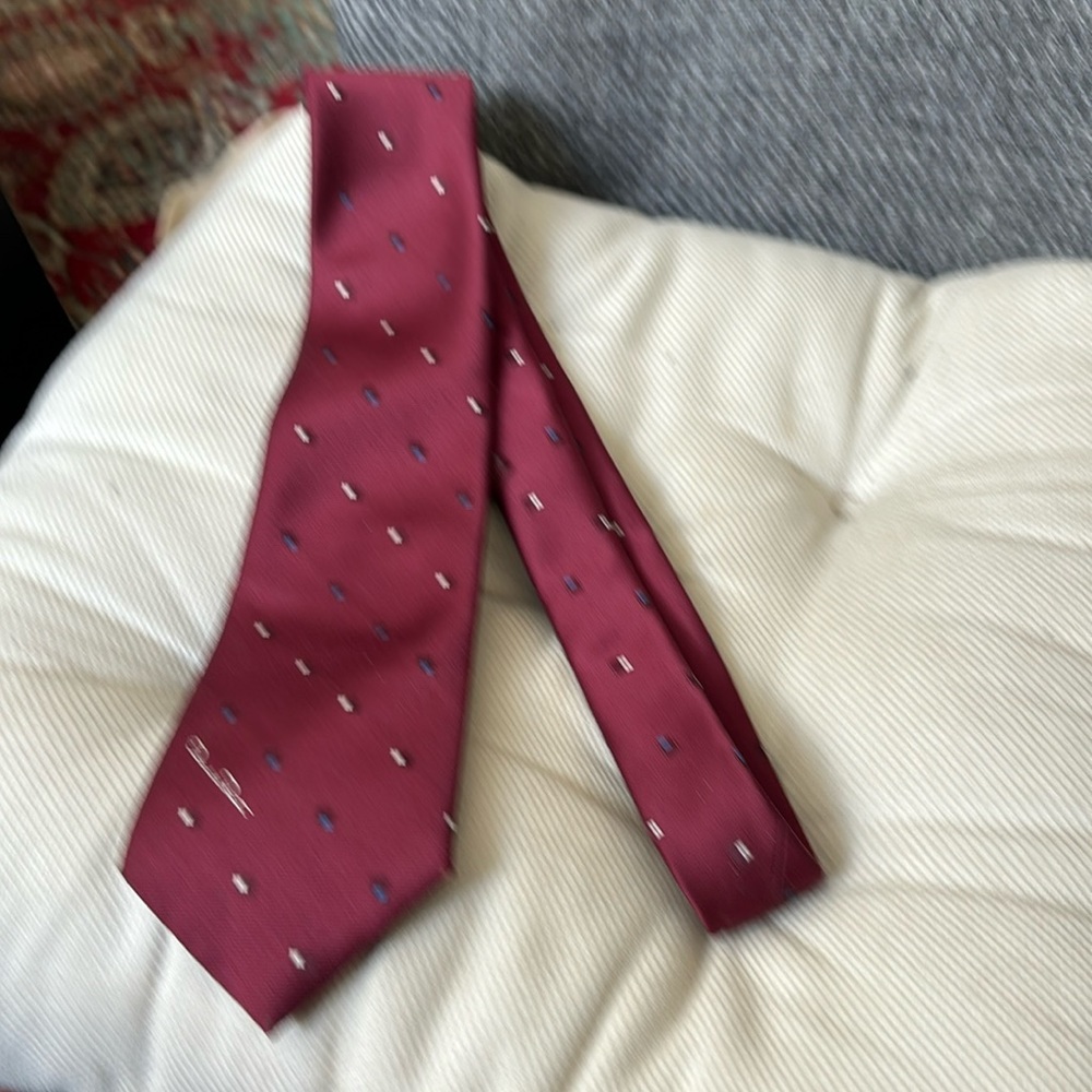 Men’s neckties